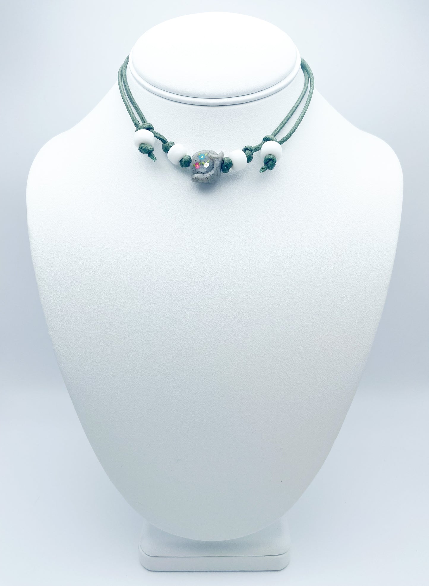 Flower Snail Choker Necklace - Granite Grey